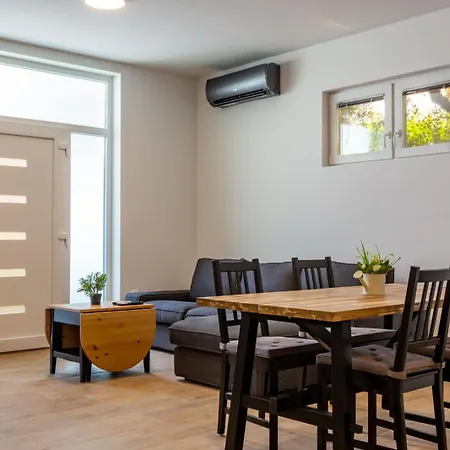 Dragica Apartman *
